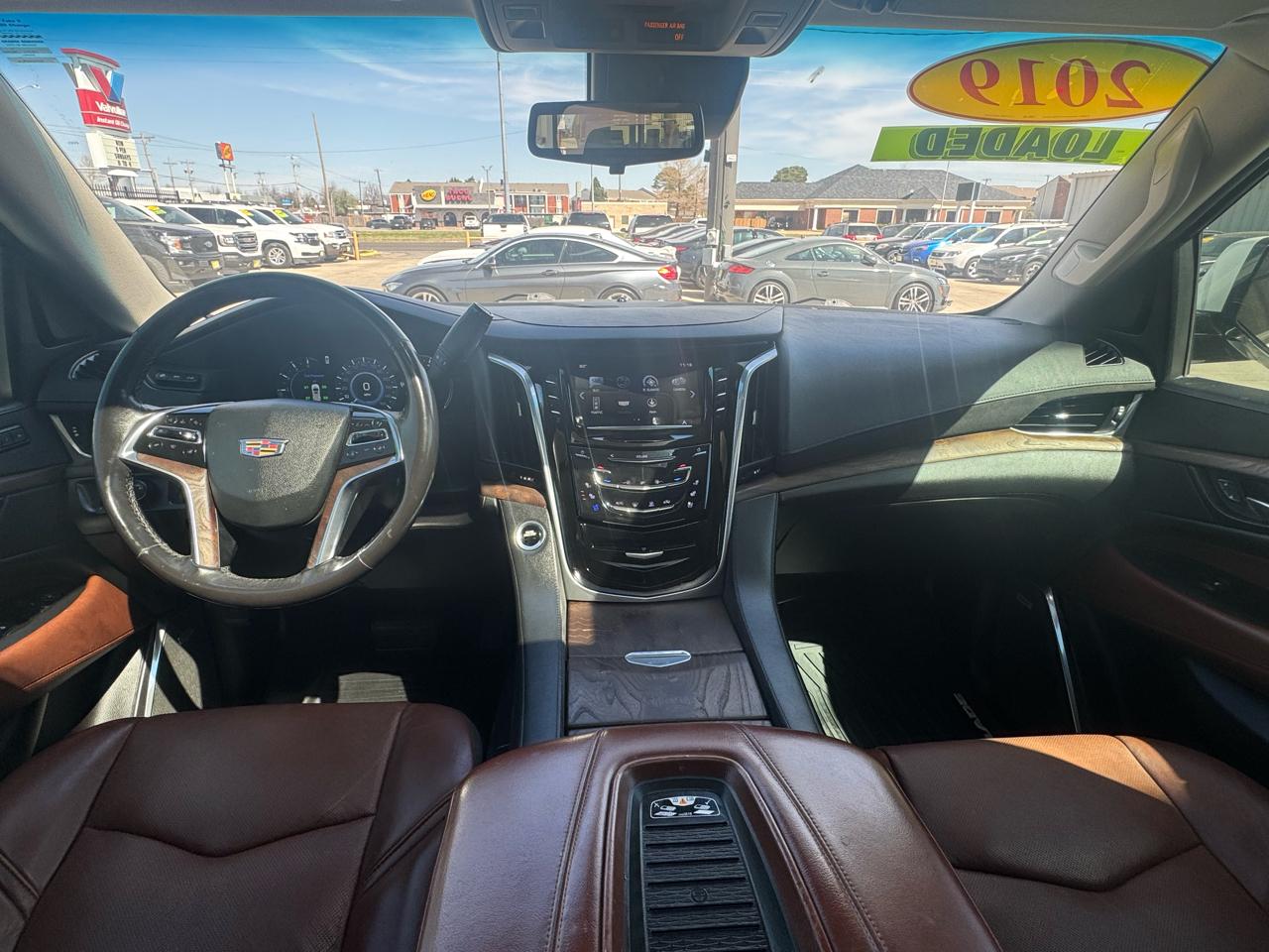 Cadillac Escalade Luxury 4D SUV RWD 2019