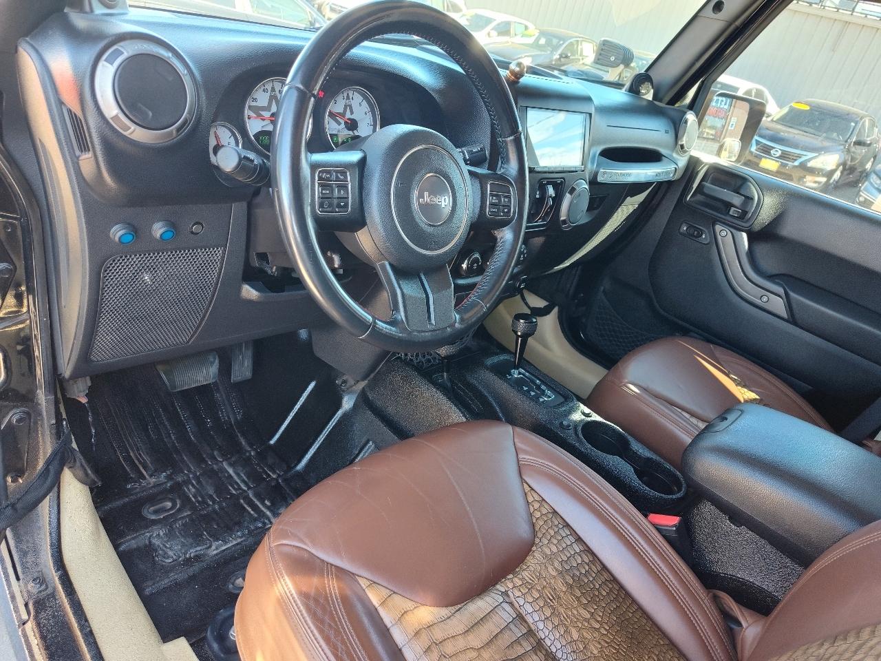 Jeep Wrangler Unlimited Sport 4WD 2014