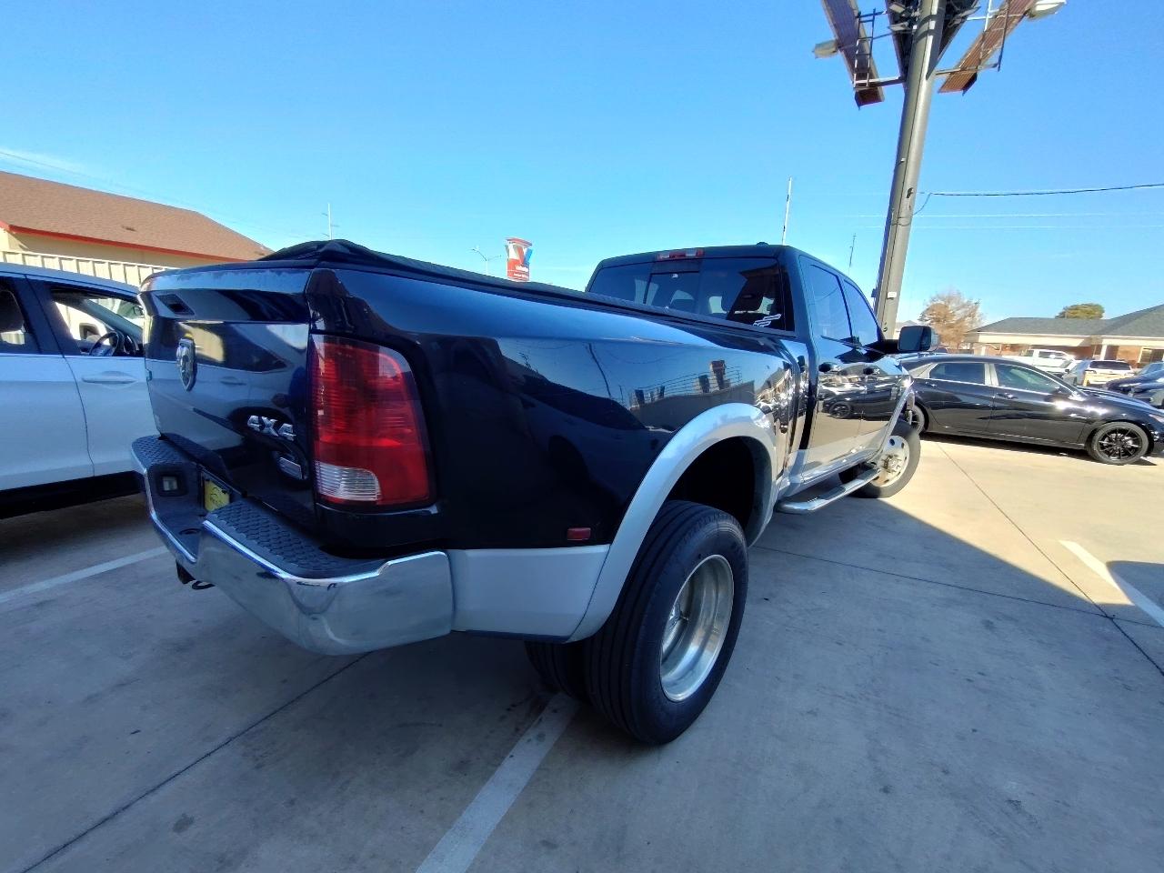 RAM 3500 Laramie Crew Cab LWB 4WD DRW 2012