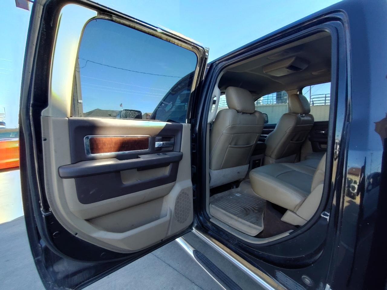 RAM 3500 Laramie Crew Cab LWB 4WD DRW 2012