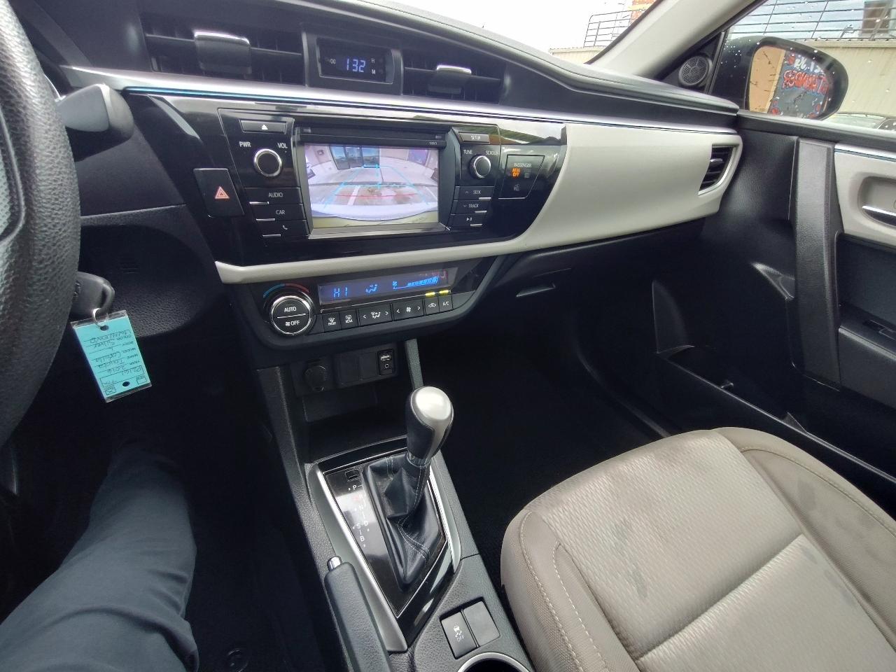 Toyota Corolla LE Premium 4D Sedan 2016