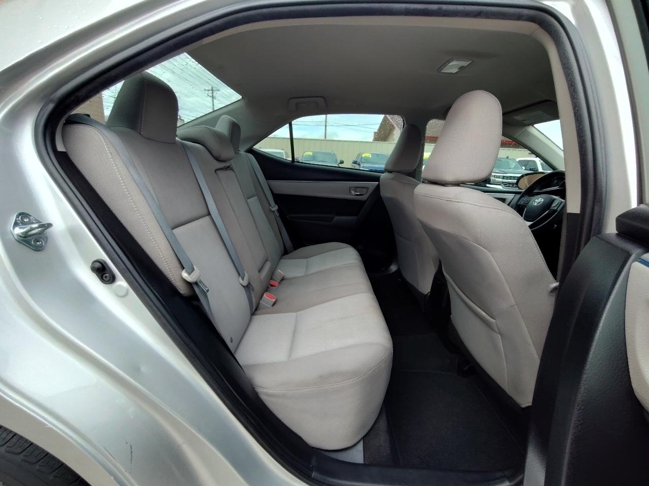 Toyota Corolla LE Premium 4D Sedan 2016