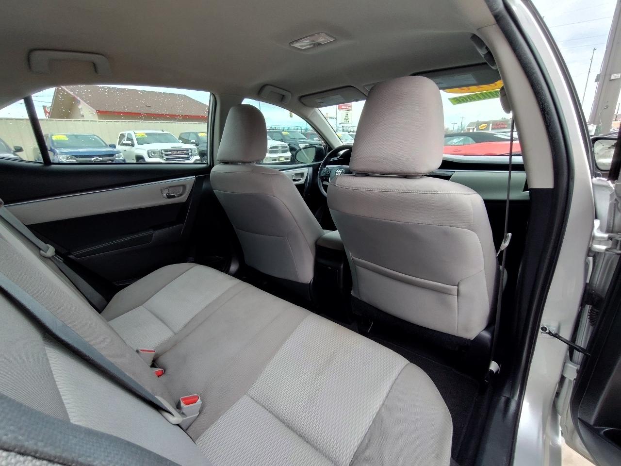 Toyota Corolla LE Premium 4D Sedan 2016