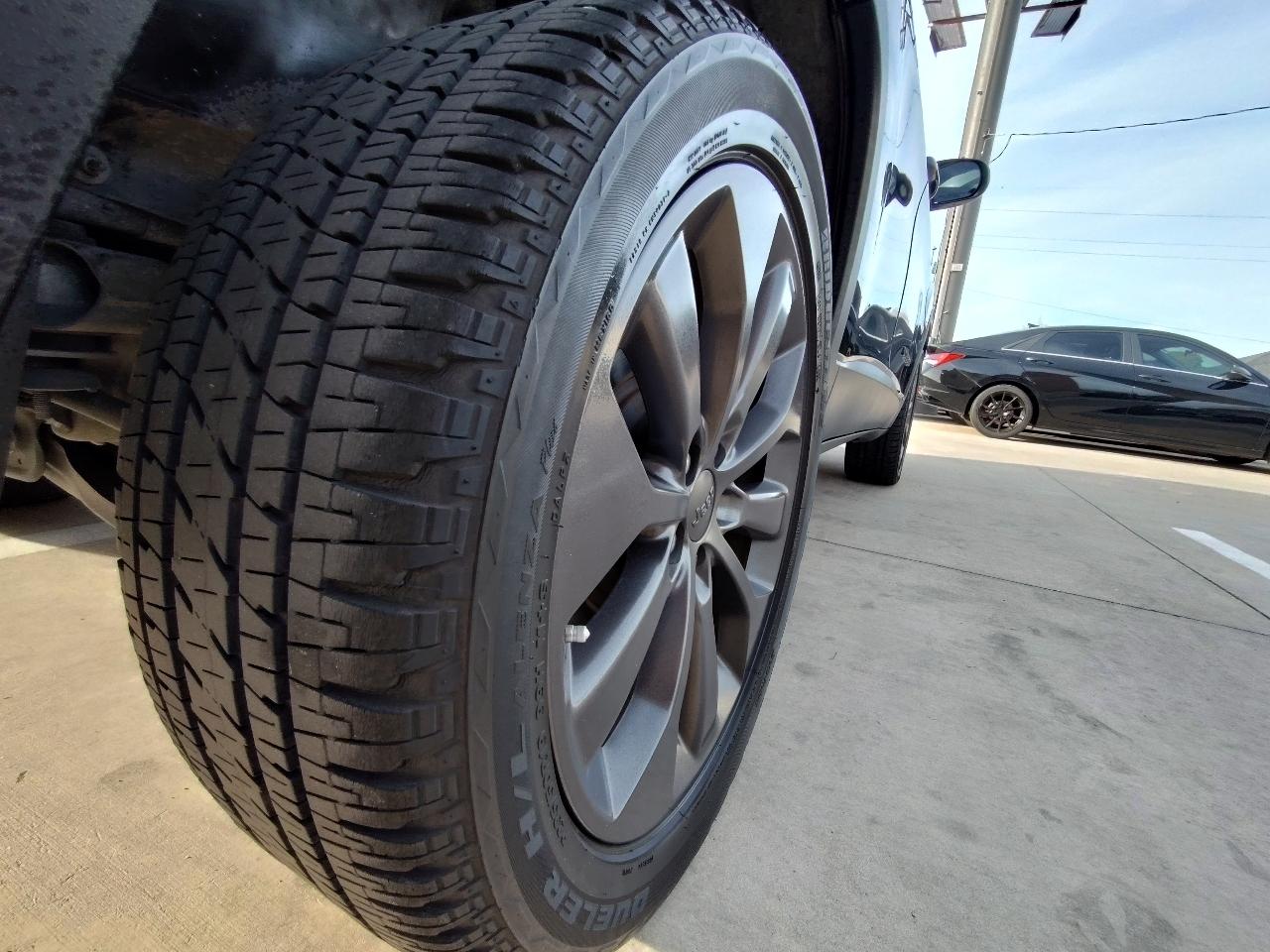 Jeep Cherokee 80th Anniversary FWD 2021