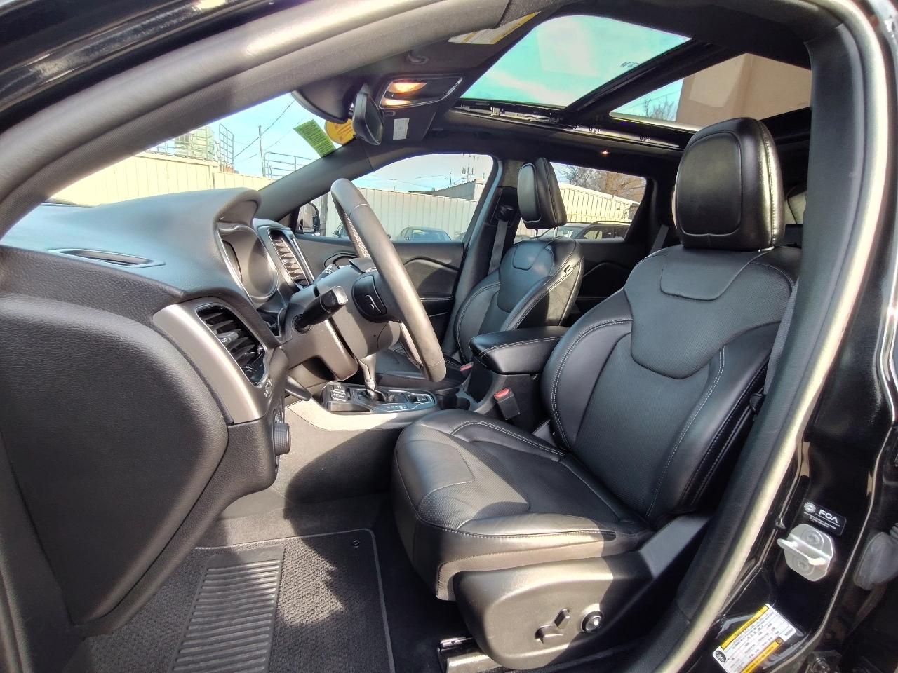 Jeep Cherokee 80th Anniversary FWD 2021