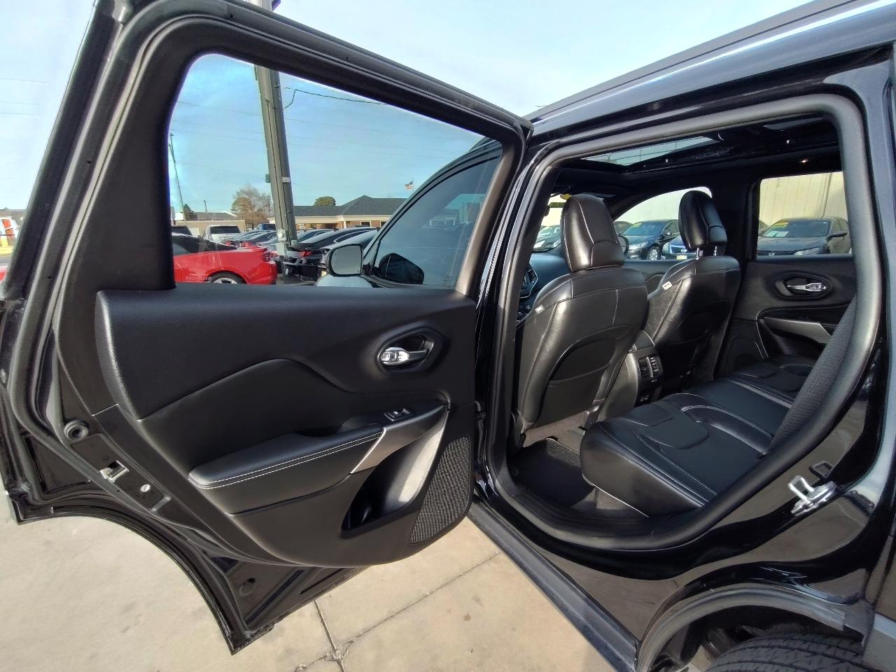 Jeep Cherokee 80th Anniversary FWD 2021