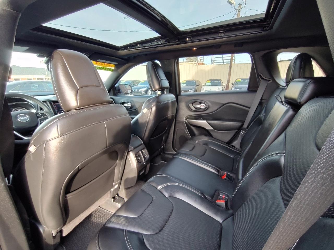 Jeep Cherokee 80th Anniversary FWD 2021