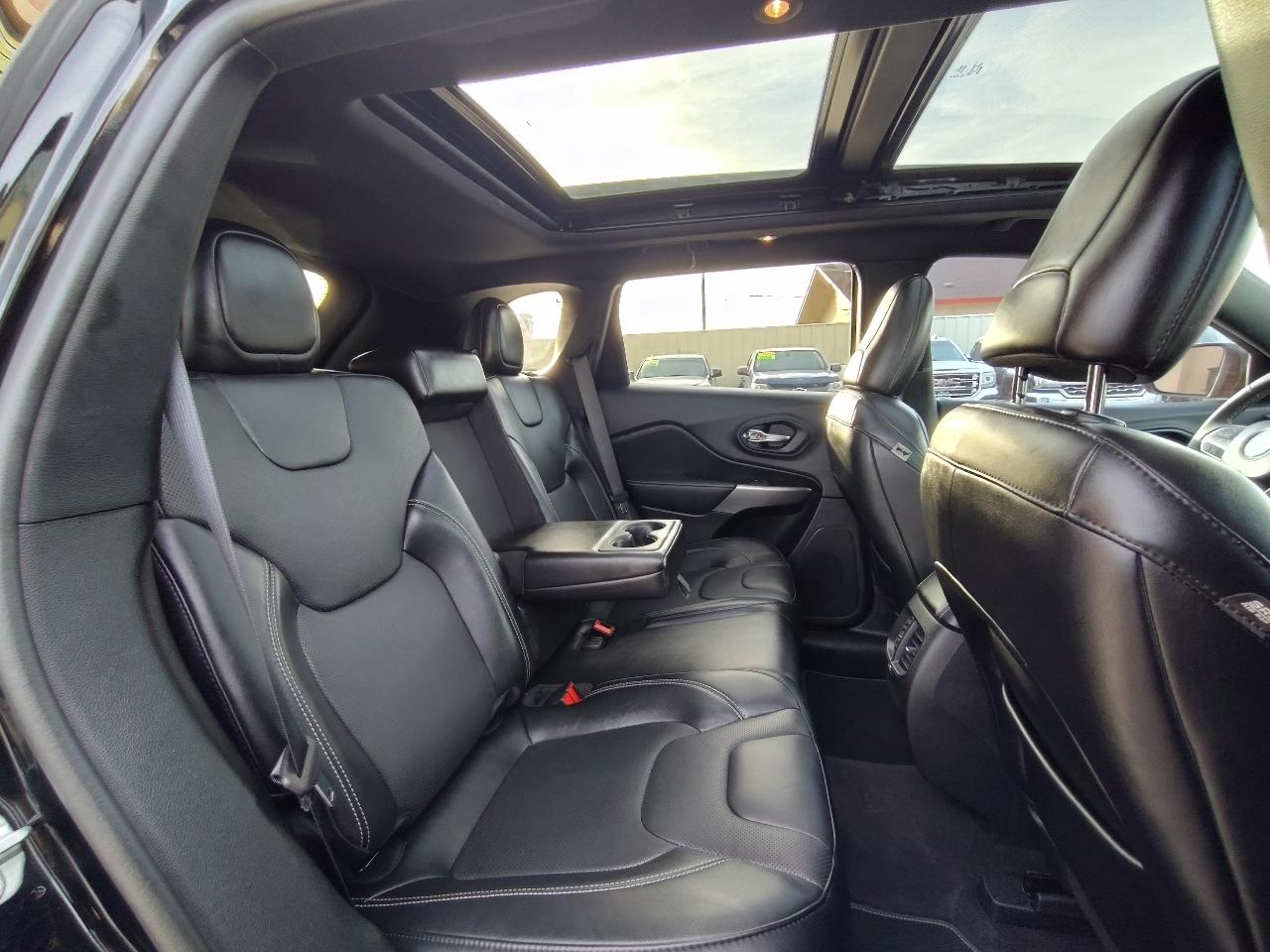 Jeep Cherokee 80th Anniversary FWD 2021