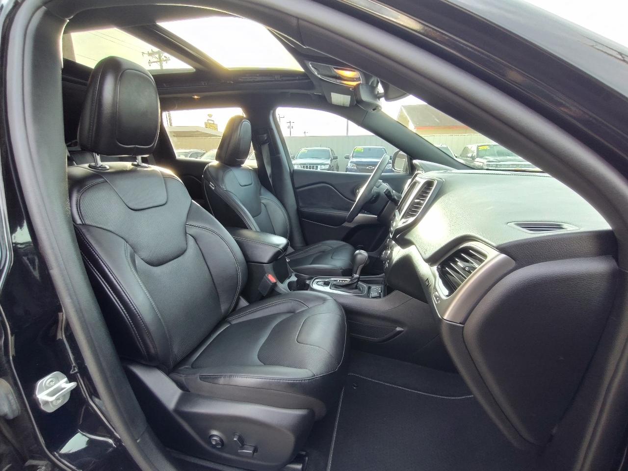 Jeep Cherokee 80th Anniversary FWD 2021