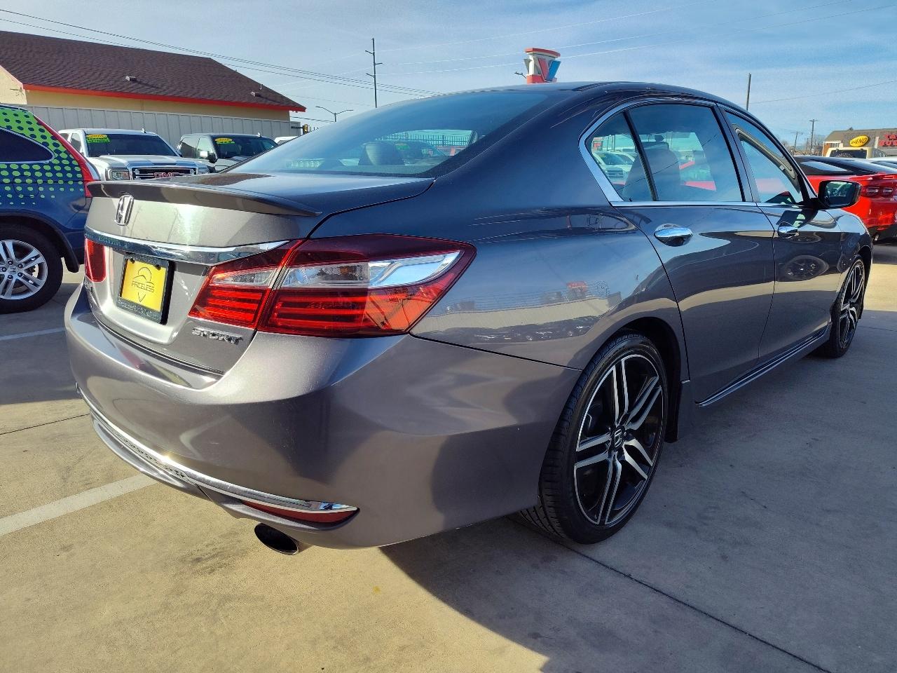 Honda Accord Sport Sedan AT 2016