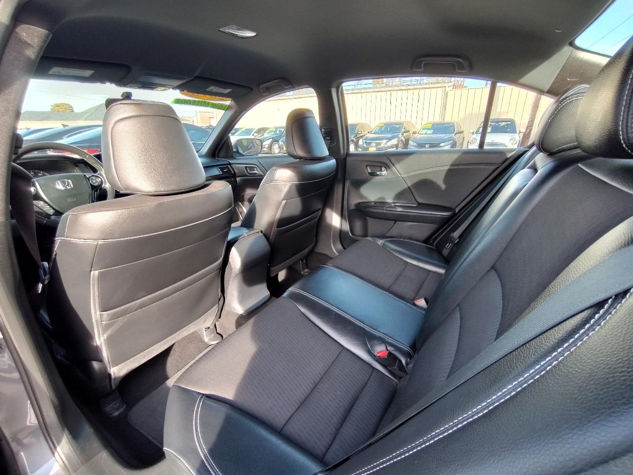 Honda Accord Sport Sedan AT 2016