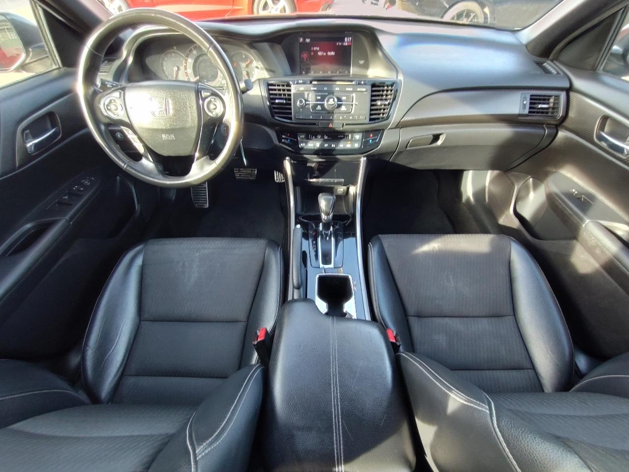 Honda Accord Sport Sedan AT 2016