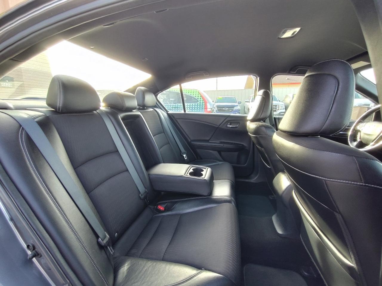 Honda Accord Sport Sedan AT 2016