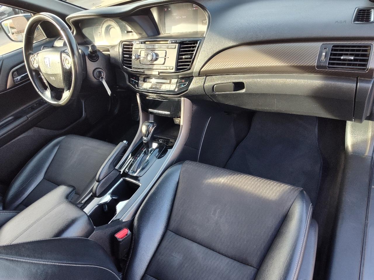 Honda Accord Sport Sedan AT 2016