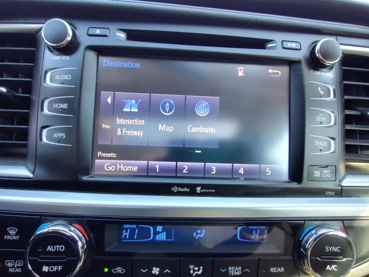 Toyota Highlander XLE FWD V6 2015