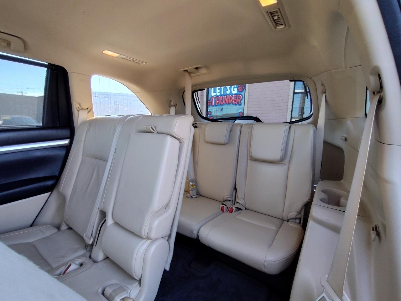 Toyota Highlander XLE FWD V6 2015