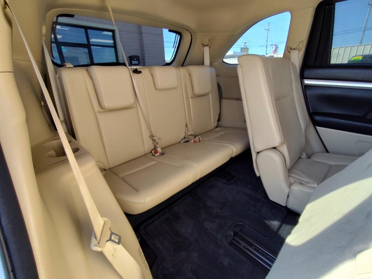 Toyota Highlander XLE FWD V6 2015