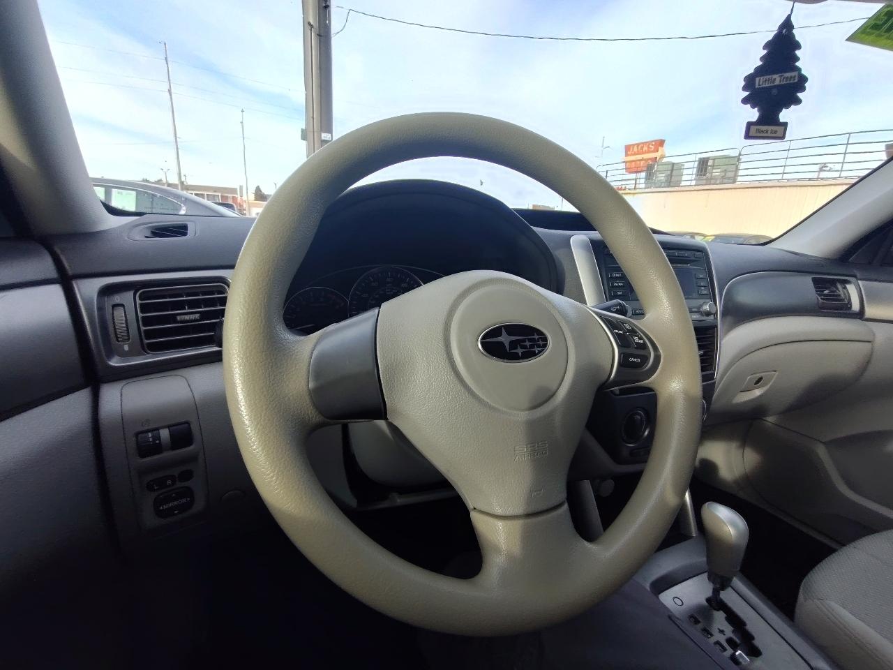 Subaru Forester 2.5X Premium 2012