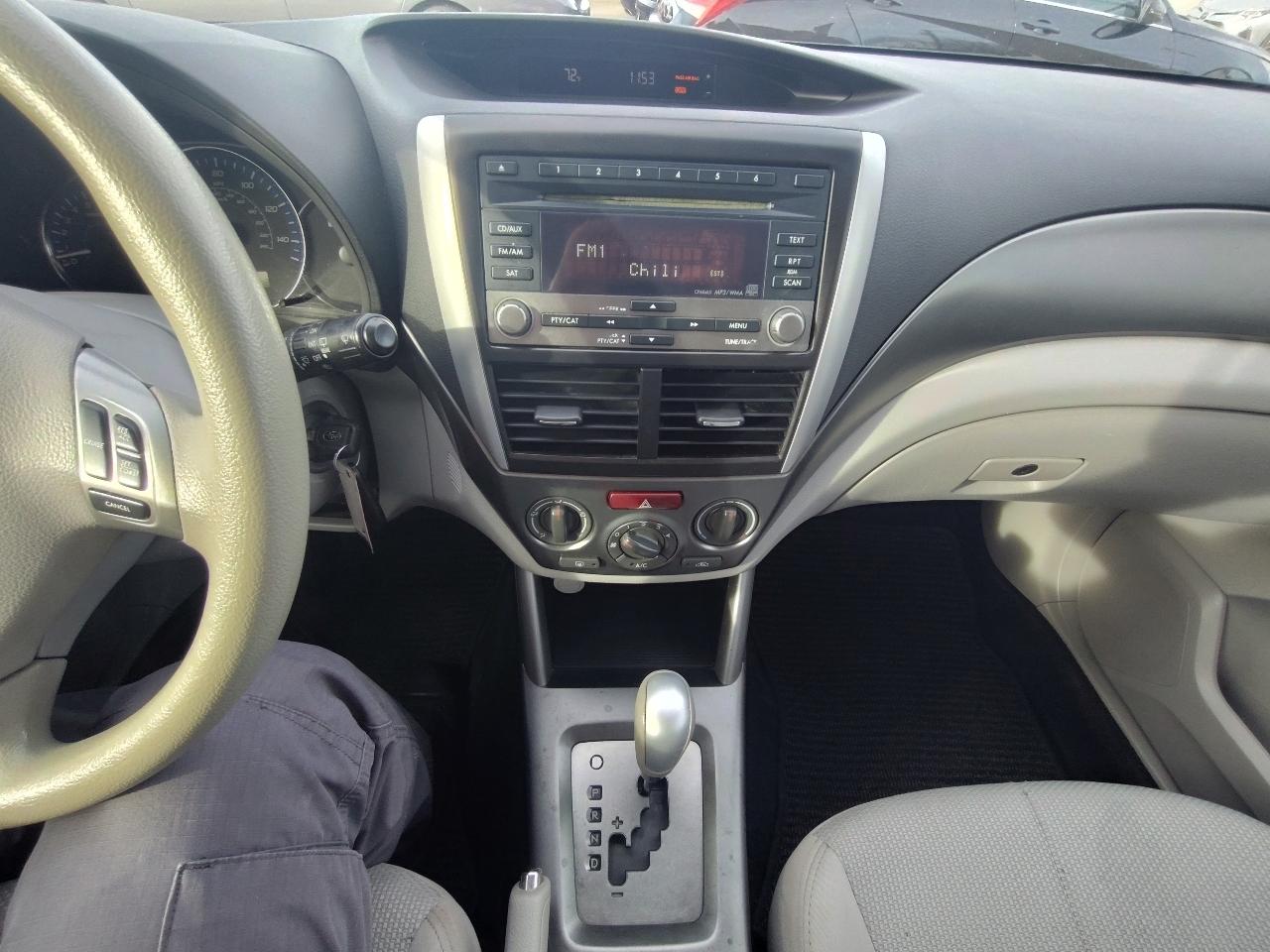 Subaru Forester 2.5X Premium 2012