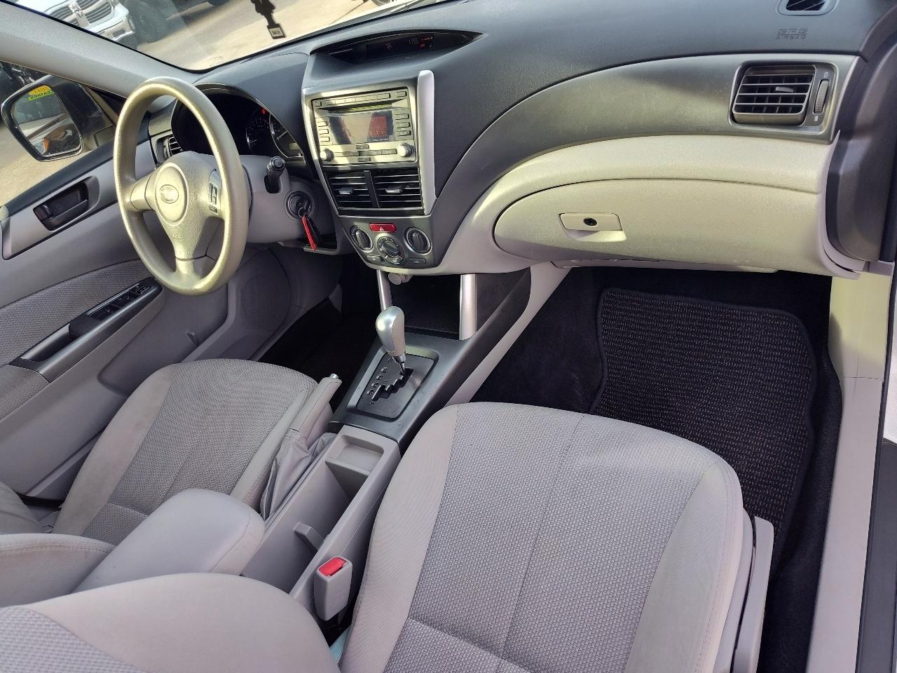 Subaru Forester 2.5X Premium 2012