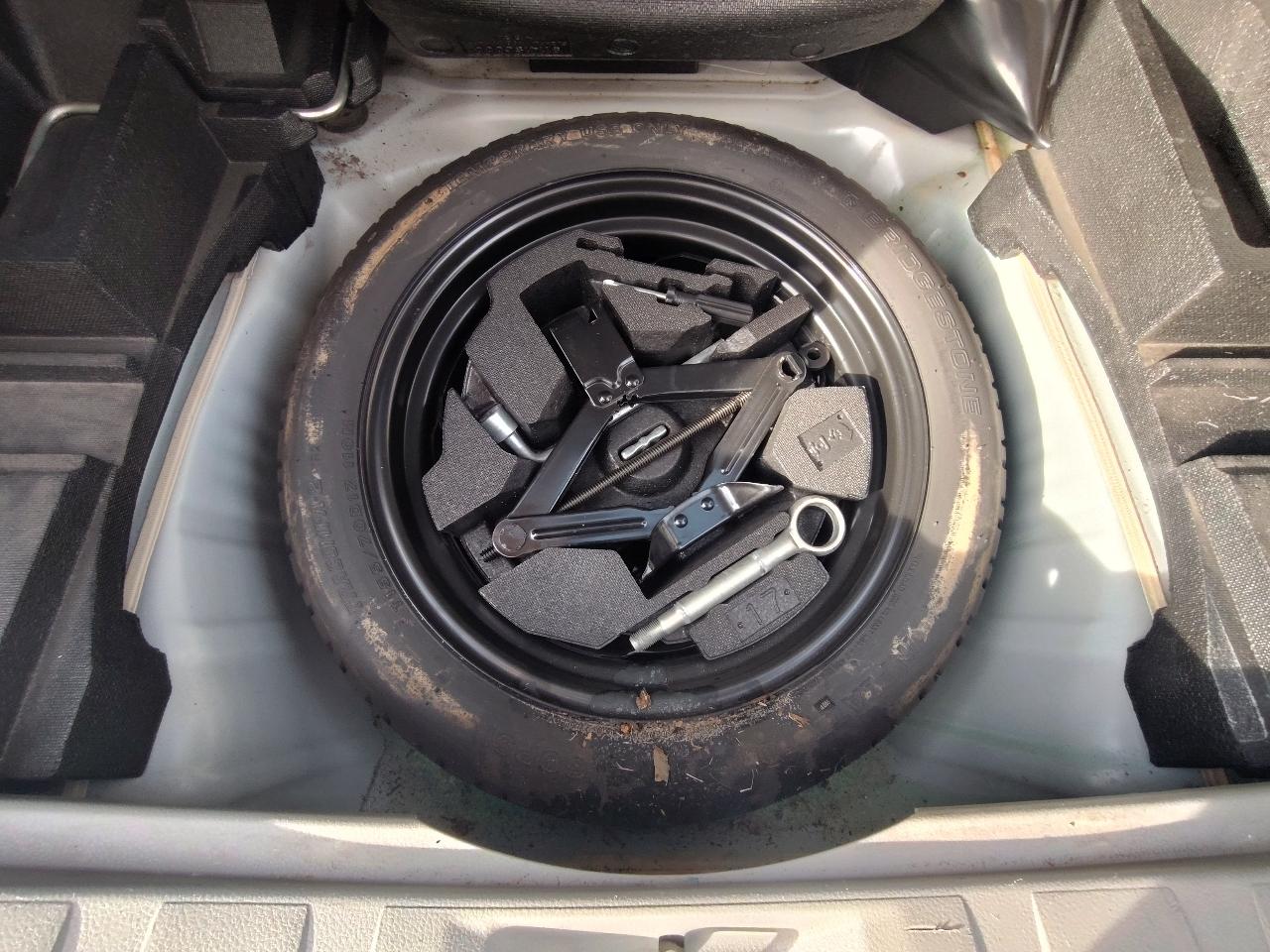 Subaru Forester 2.5X Premium 2012