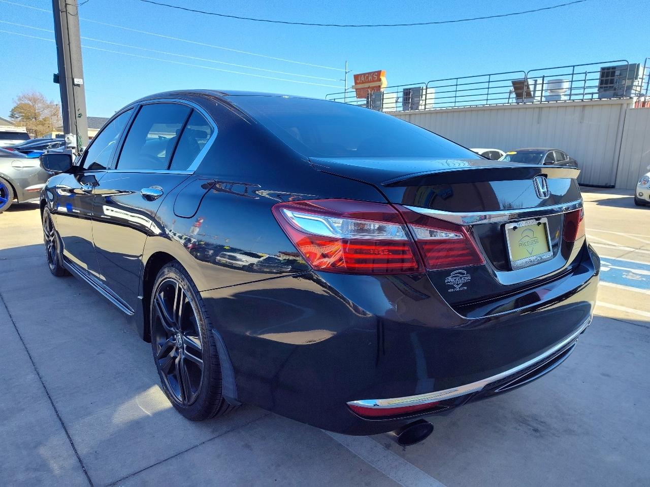 Honda Accord Sport Sedan AT 2016