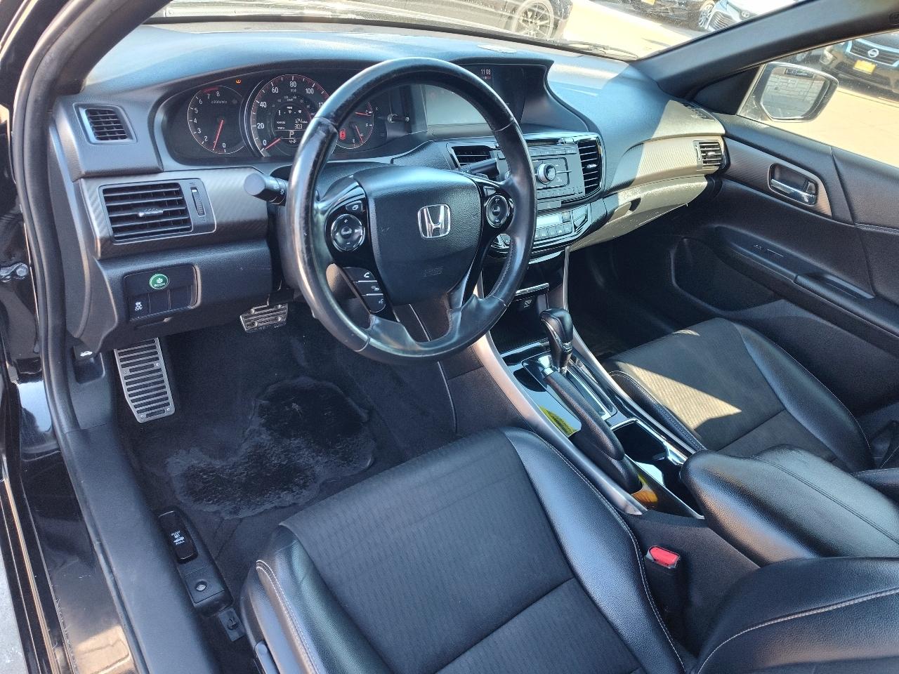 Honda Accord Sport Sedan AT 2016