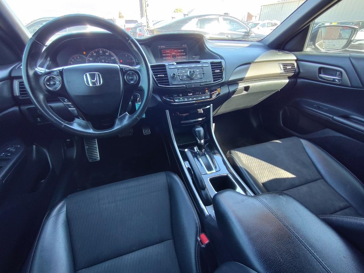 Honda Accord Sport Sedan AT 2016