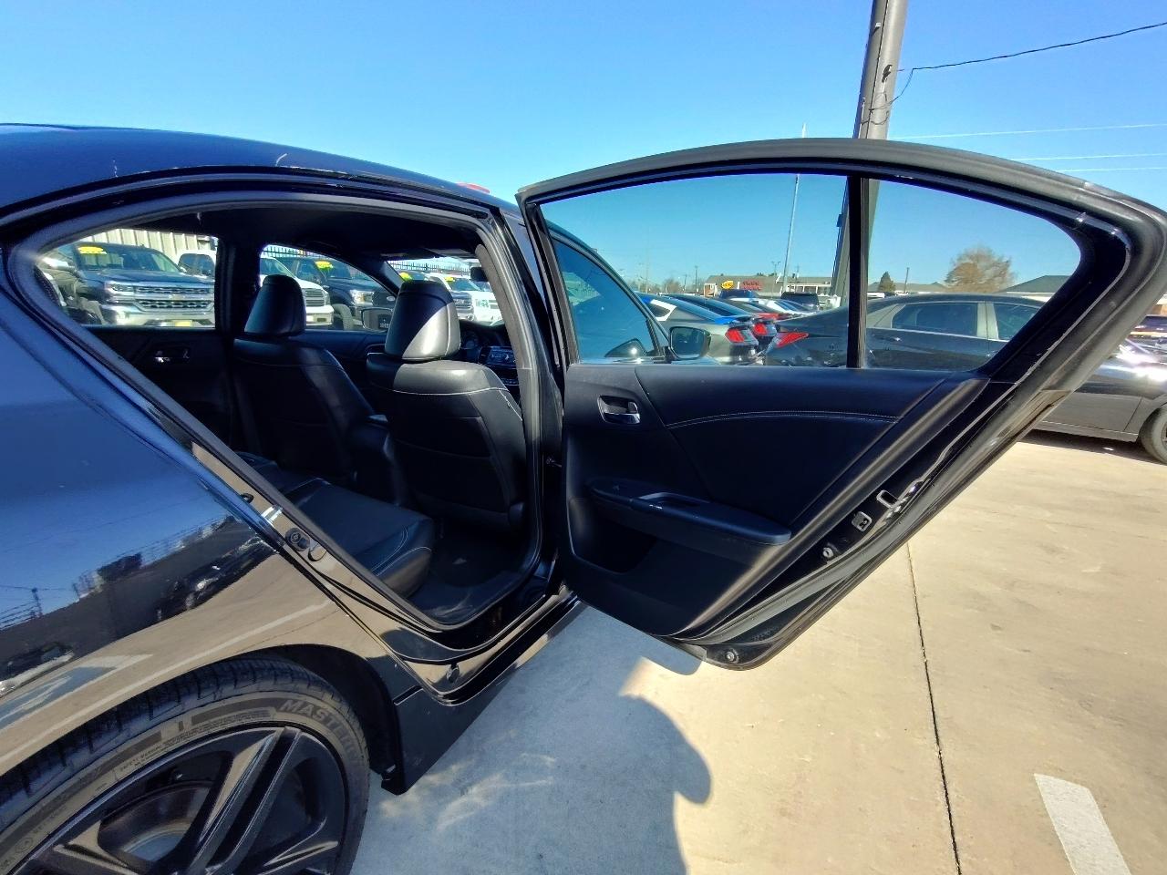 Honda Accord Sport Sedan AT 2016