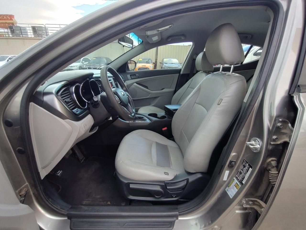 Kia Optima LX 4D Sedan 2013