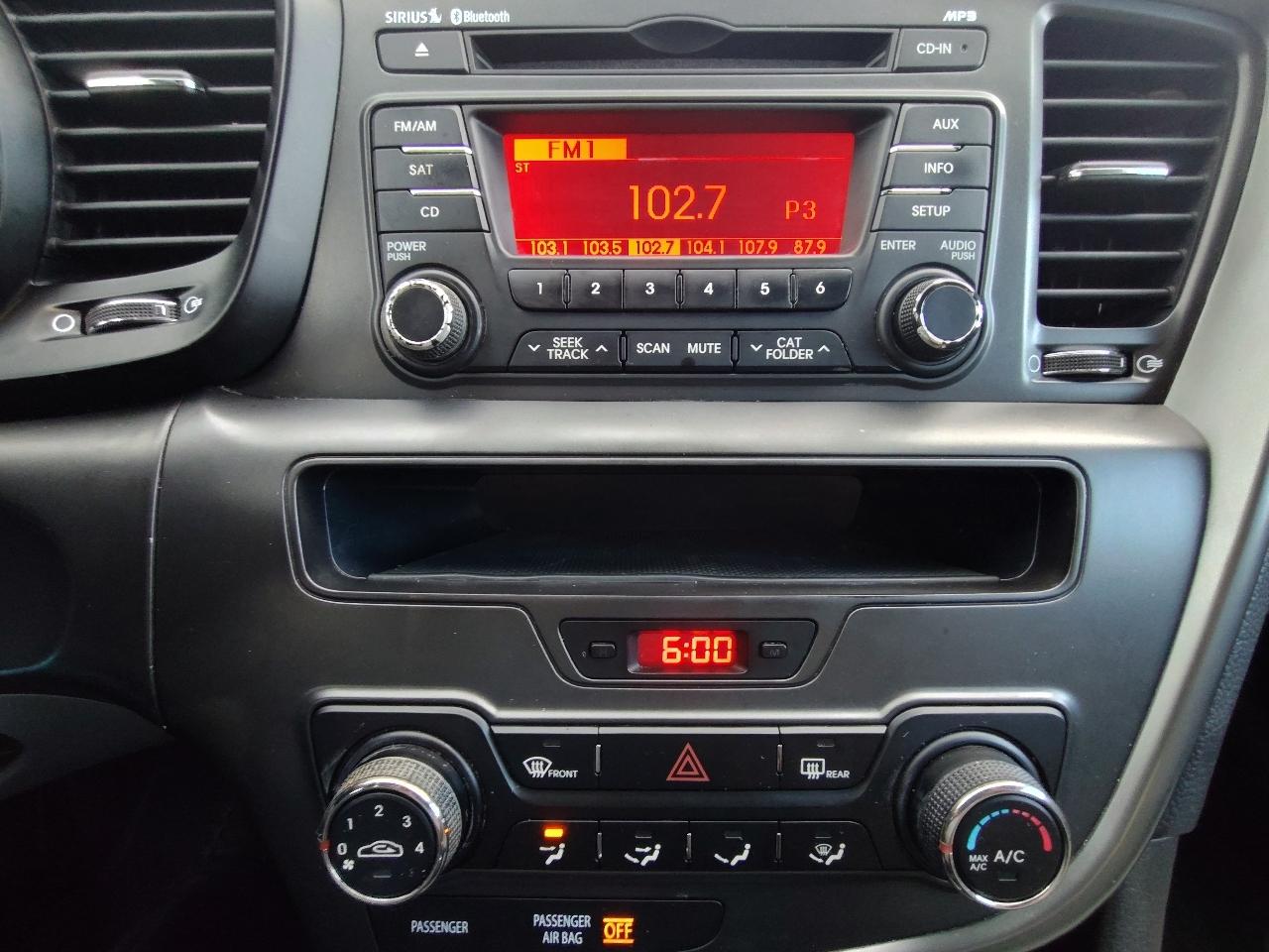 Kia Optima LX 4D Sedan 2013