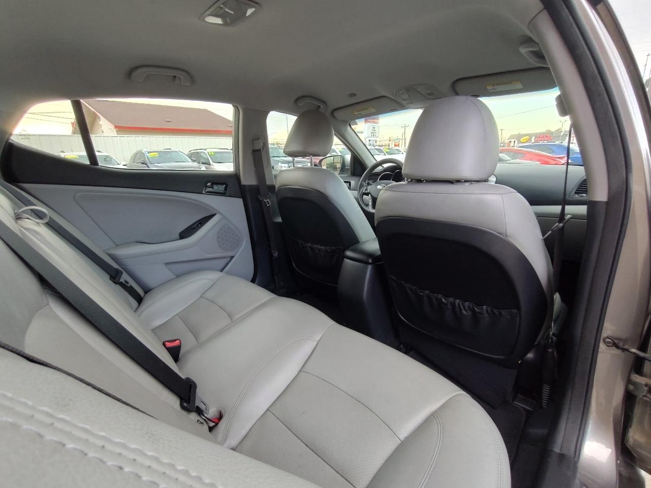 Kia Optima LX 4D Sedan 2013