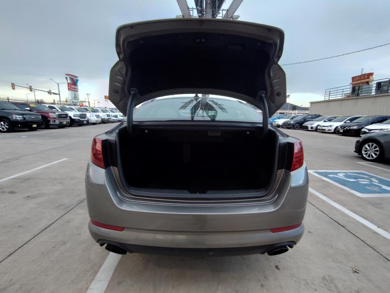 Kia Optima LX 4D Sedan 2013