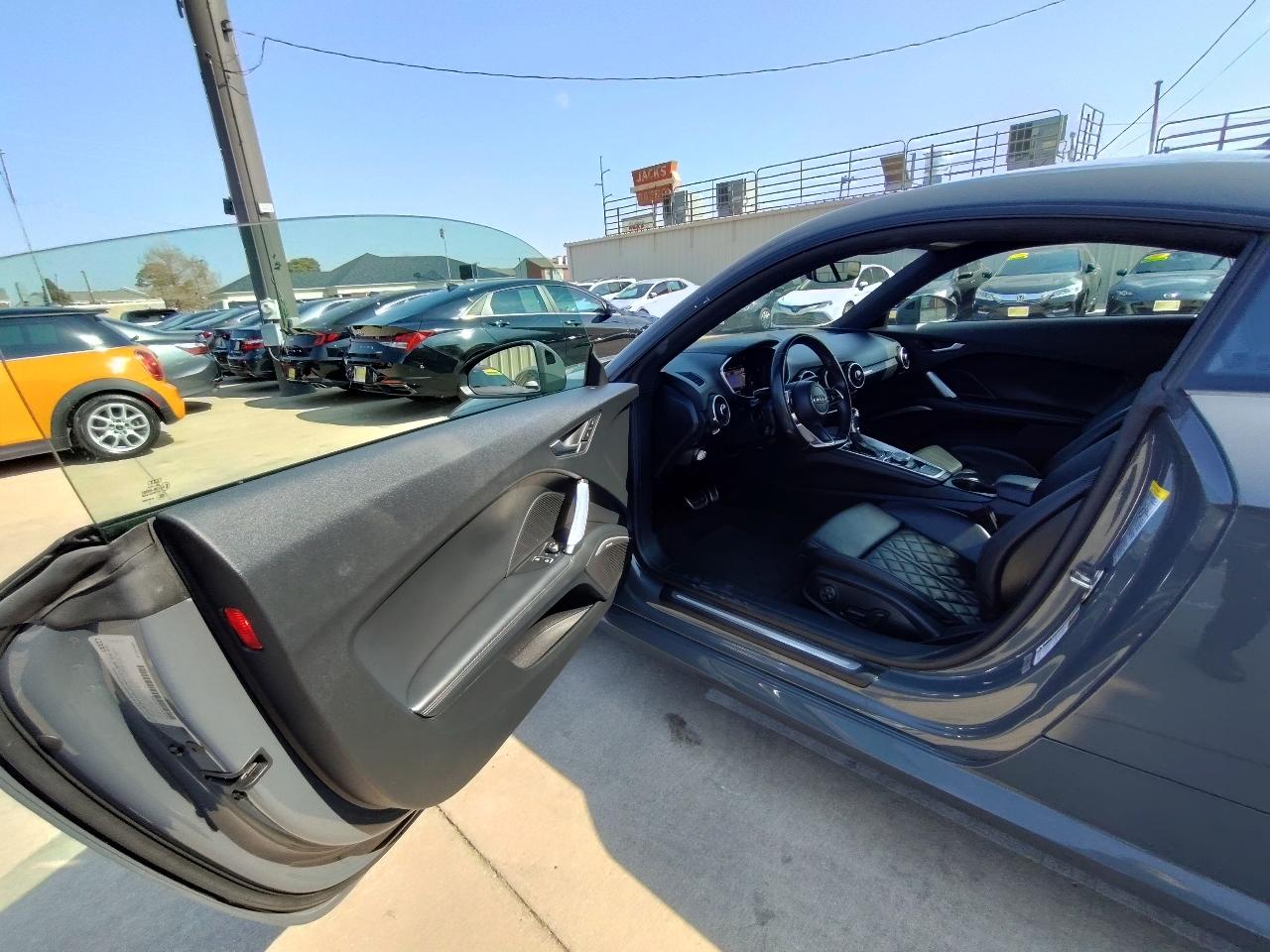 Audi TT 2.0T Coupe quattro 2016