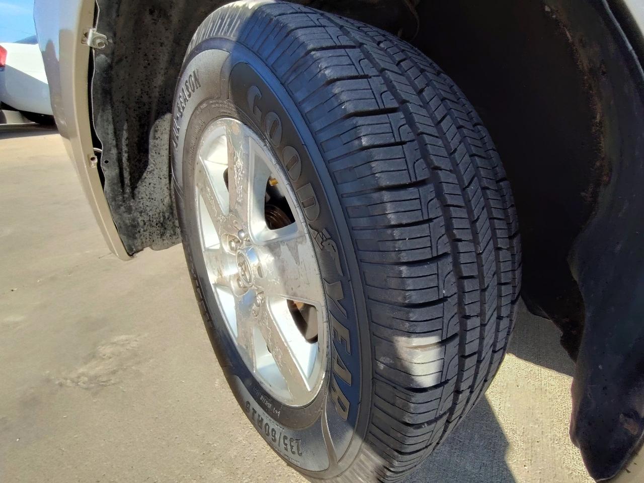 Toyota Sienna LE 7-Passenger 2006