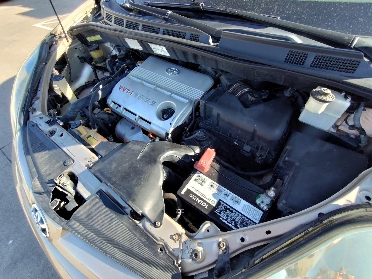 Toyota Sienna LE 7-Passenger 2006