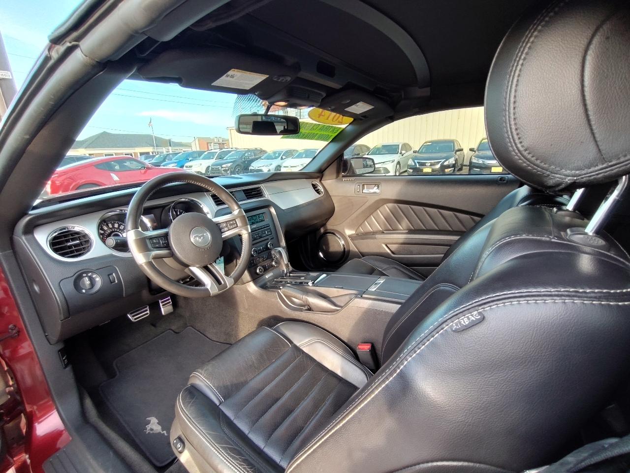 Ford Mustang V6 Premium Convertible 2014