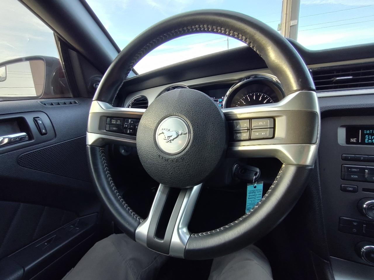 Ford Mustang V6 Premium Convertible 2014