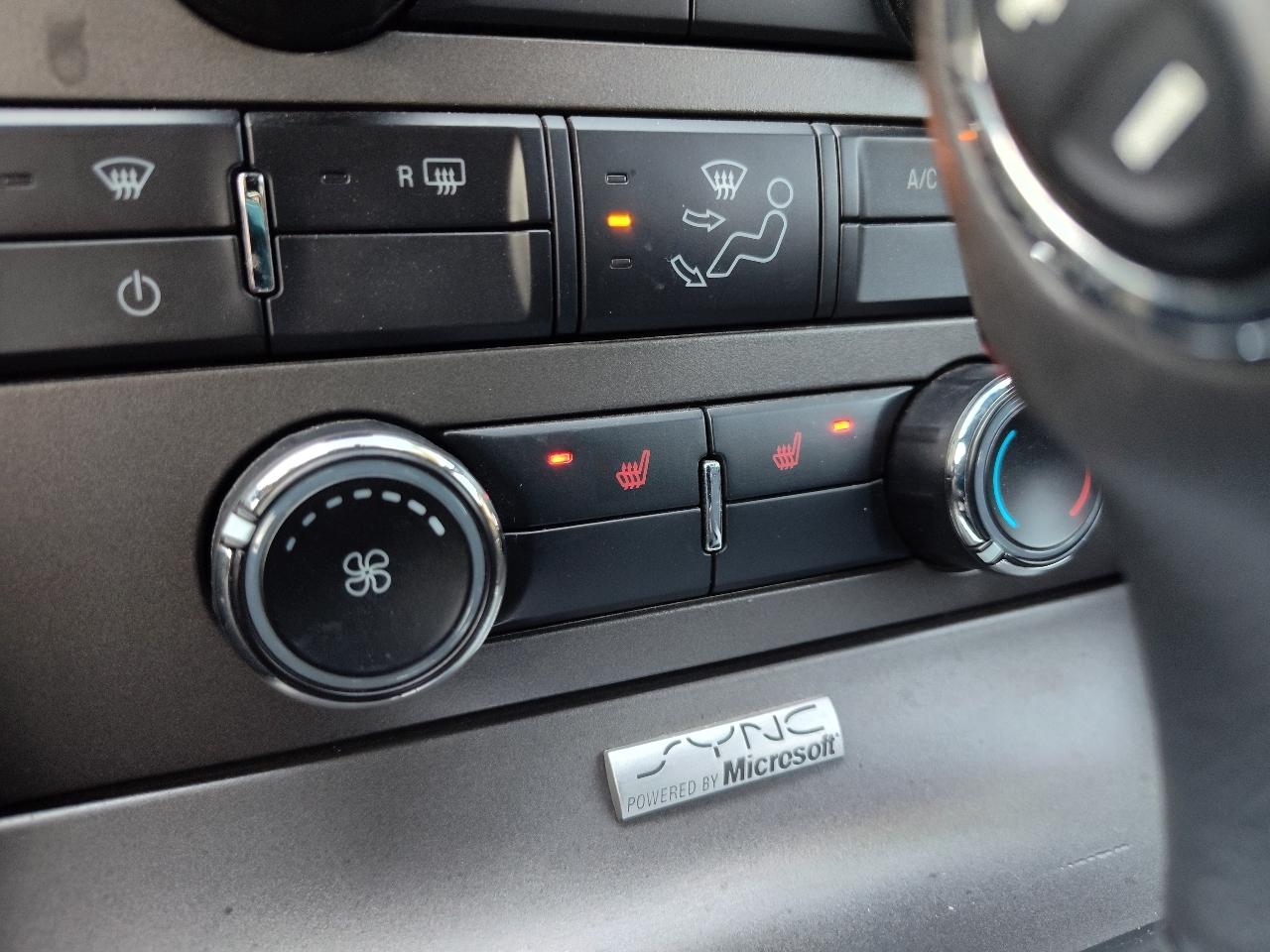 Ford Mustang V6 Premium Convertible 2014