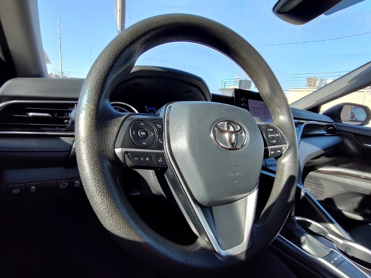 Toyota Camry LE 4D Sedan 2023