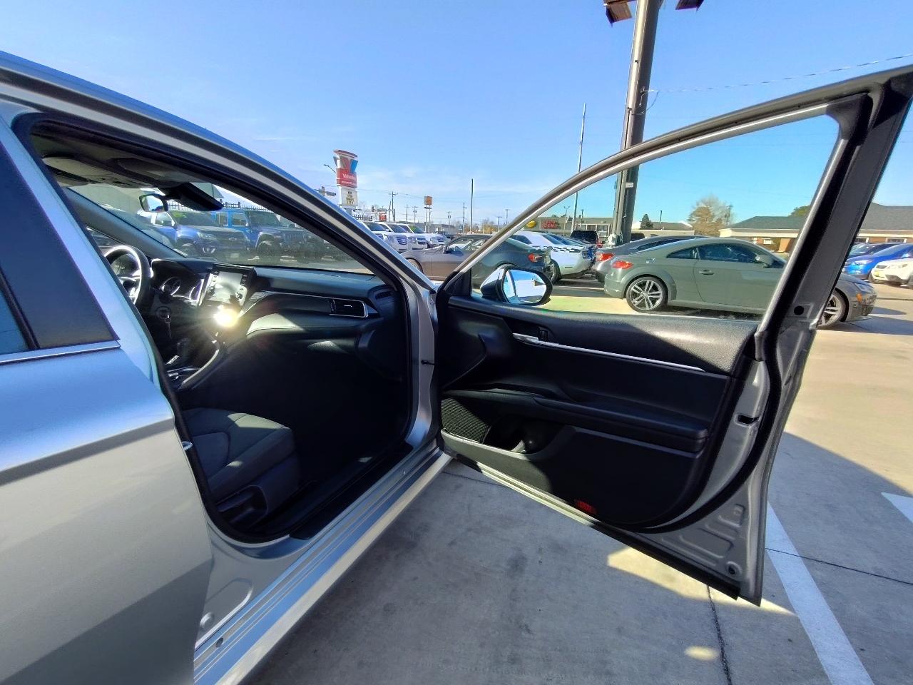 Toyota Camry LE 4D Sedan 2023