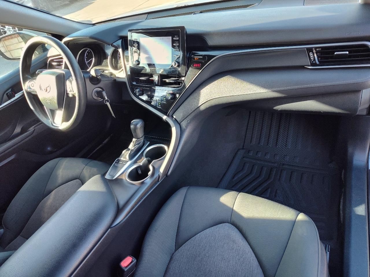 Toyota Camry LE 4D Sedan 2023