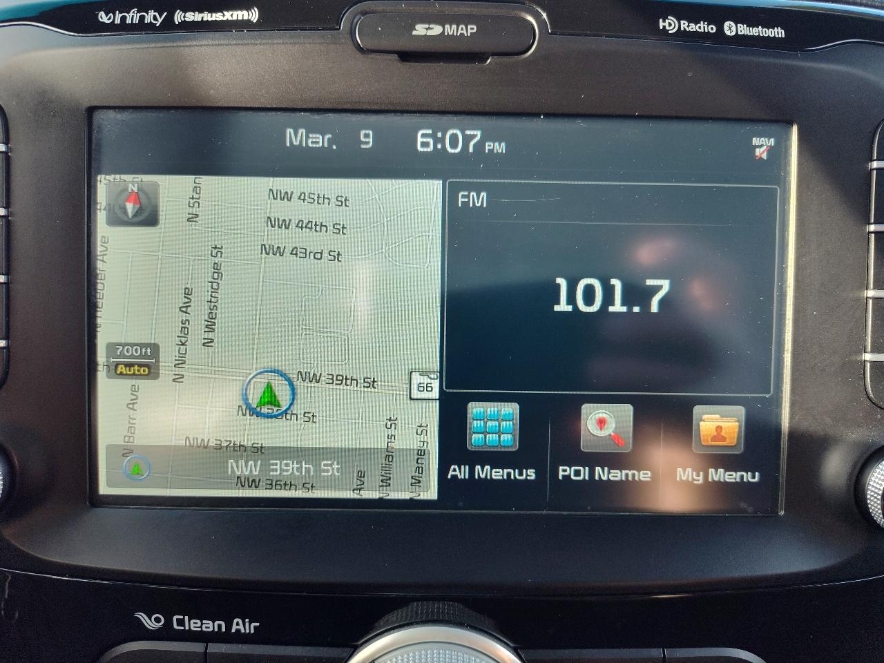 Kia Soul ! w/Premium Package 2015