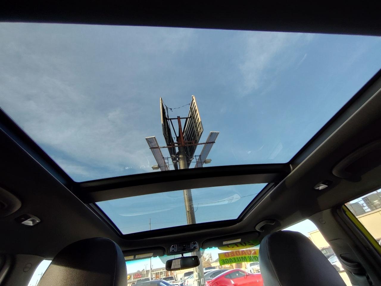 Kia Soul ! w/Premium Package 2015