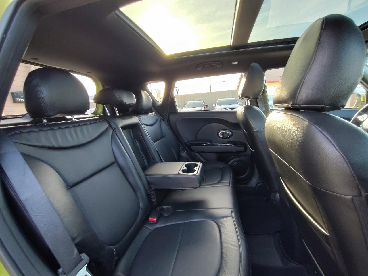 Kia Soul ! w/Premium Package 2015