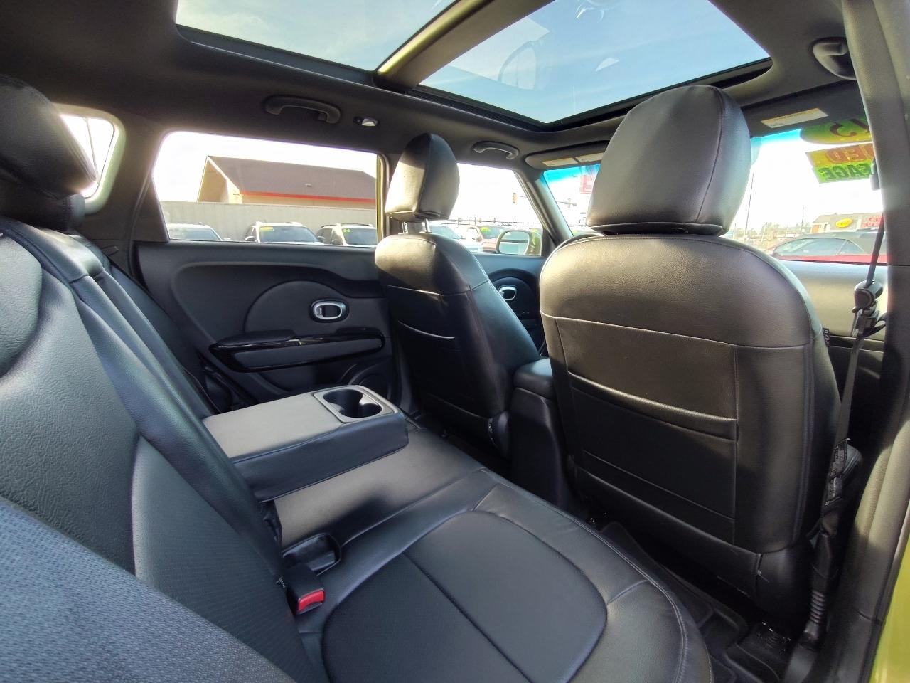 Kia Soul ! w/Premium Package 2015