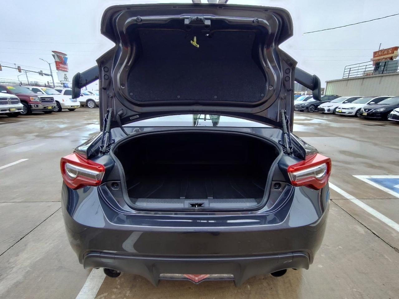 Subaru BRZ Limited 6M 2018