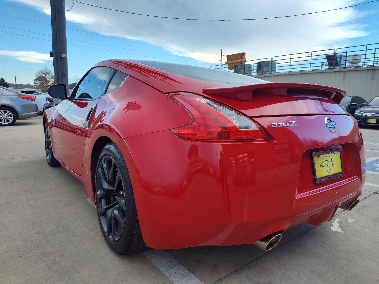 Nissan Z 370Z Coupe 7AT 2015