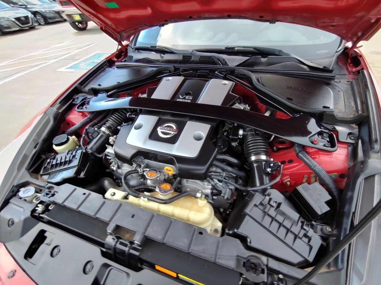 Nissan Z 370Z Coupe 7AT 2015