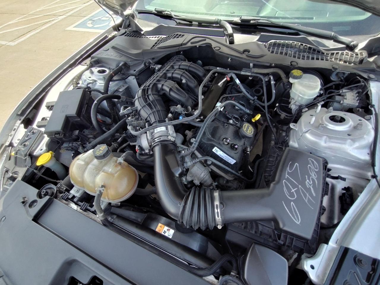 Ford Mustang V6 Coupe 2016